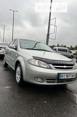 Хэтчбек Chevrolet Lacetti 2006 в Киеве