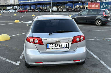 Хэтчбек Chevrolet Lacetti 2005 в Киеве