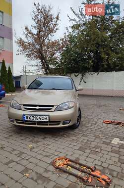 Хэтчбек Chevrolet Lacetti 2005 в Харькове