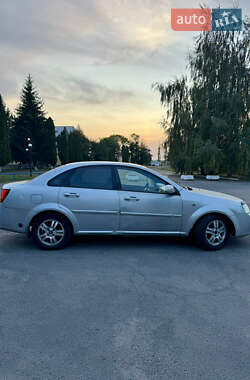 Седан Chevrolet Lacetti 2007 в Киеве