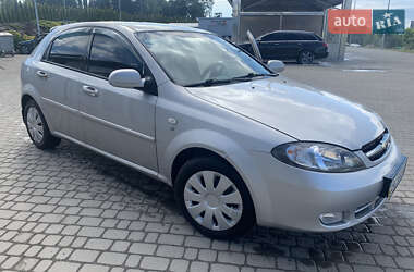 Хэтчбек Chevrolet Lacetti 2005 в Львове