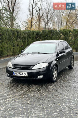 Хетчбек Chevrolet Lacetti 2006 в Дніпрі