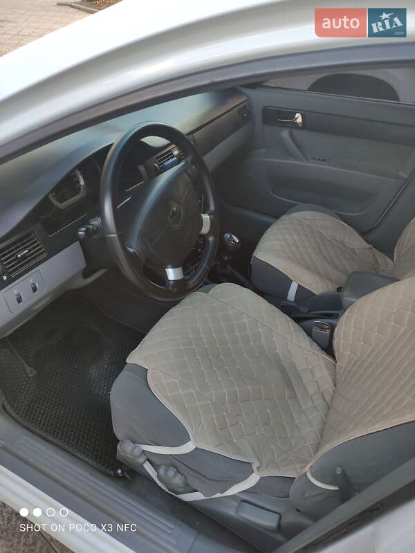 Седан Chevrolet Lacetti 2012 в Новомосковську