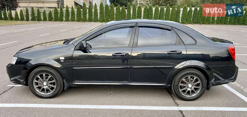 Седан Chevrolet Lacetti 2007 в Киеве