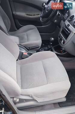 Хетчбек Chevrolet Lacetti 2008 в 