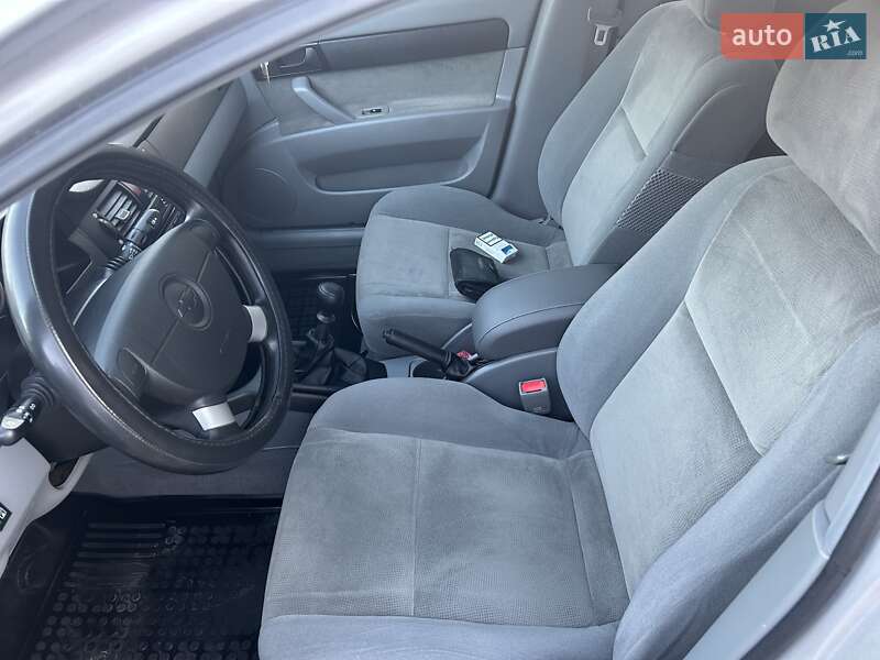 Седан Chevrolet Lacetti 2011 в Харькове