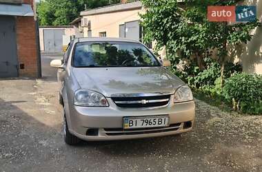 Седан Chevrolet Lacetti 2010 в Полтаві