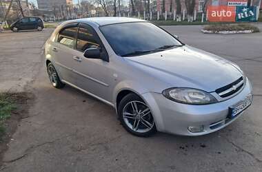 Хэтчбек Chevrolet Lacetti 2007 в 