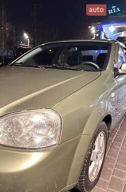 Седан Chevrolet Lacetti 2004 в Дніпрі