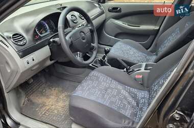 Хэтчбек Chevrolet Lacetti 2006 в 