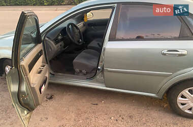 Седан Chevrolet Lacetti 2005 в  фото 6 Седан Chevrolet Lacetti 2005 в
