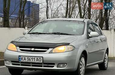 Хэтчбек Chevrolet Lacetti 2008 в Киеве