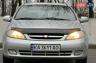 Хэтчбек Chevrolet Lacetti 2008 в Киеве