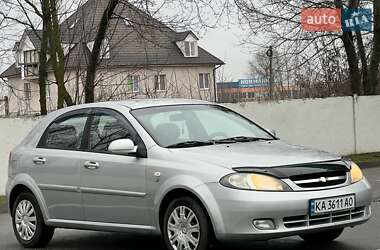 Хэтчбек Chevrolet Lacetti 2008 в Киеве