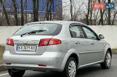 Хэтчбек Chevrolet Lacetti 2008 в Киеве