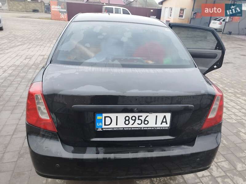 Седан Chevrolet Lacetti 2007 в Остроге
