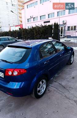 Хэтчбек Chevrolet Lacetti 2008 в Житомире