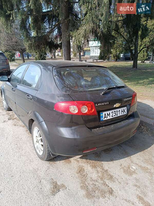 Хэтчбек Chevrolet Lacetti 2007 в Житомире