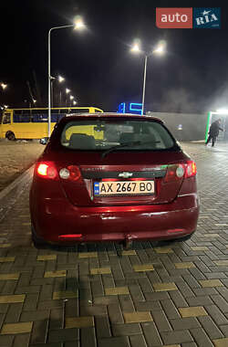 Хэтчбек Chevrolet Lacetti 2006 в 