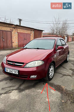 Хэтчбек Chevrolet Lacetti 2006 в 