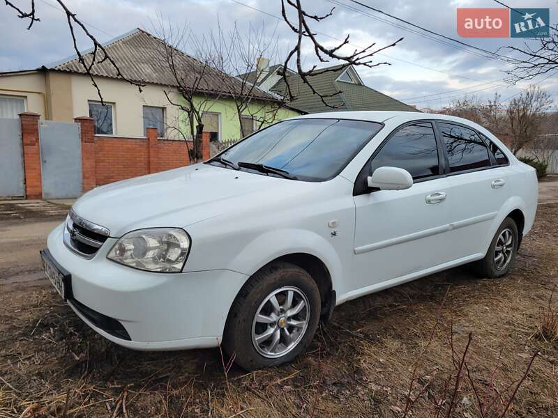 Chevrolet Lacetti 2012