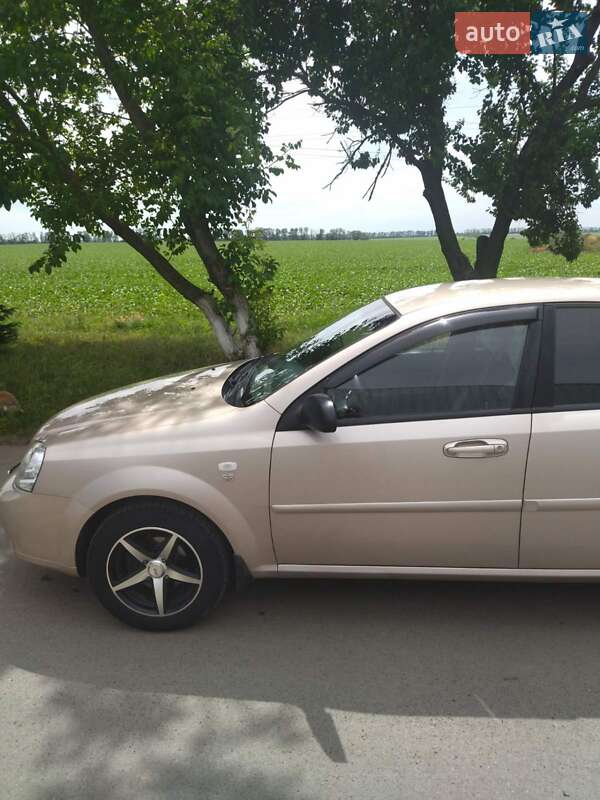 Седан Chevrolet Lacetti 2010 в Тальному