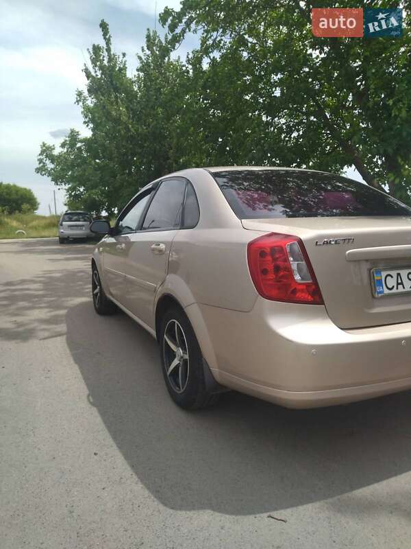Седан Chevrolet Lacetti 2010 в Тальному