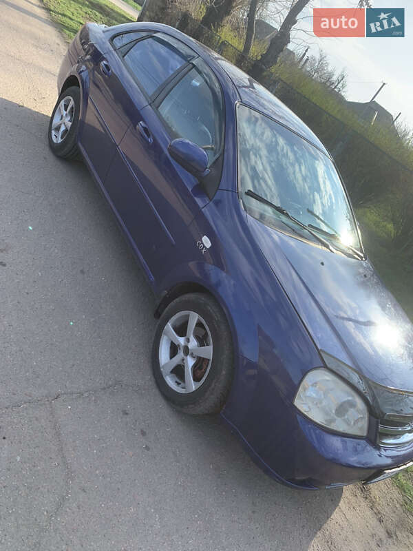 Седан Chevrolet Lacetti 2004 в Кропивницком фото 4 Седан Chevrolet Lacetti 2004 в Кропивницком