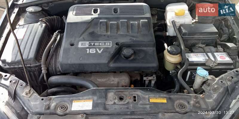 Хетчбек Chevrolet Lacetti 2006 в Дніпрі