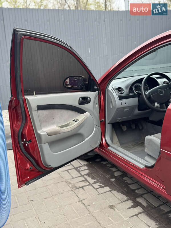 Хетчбек Chevrolet Lacetti 2007 в Дніпрі