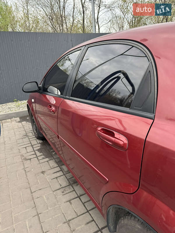 Хетчбек Chevrolet Lacetti 2007 в Дніпрі