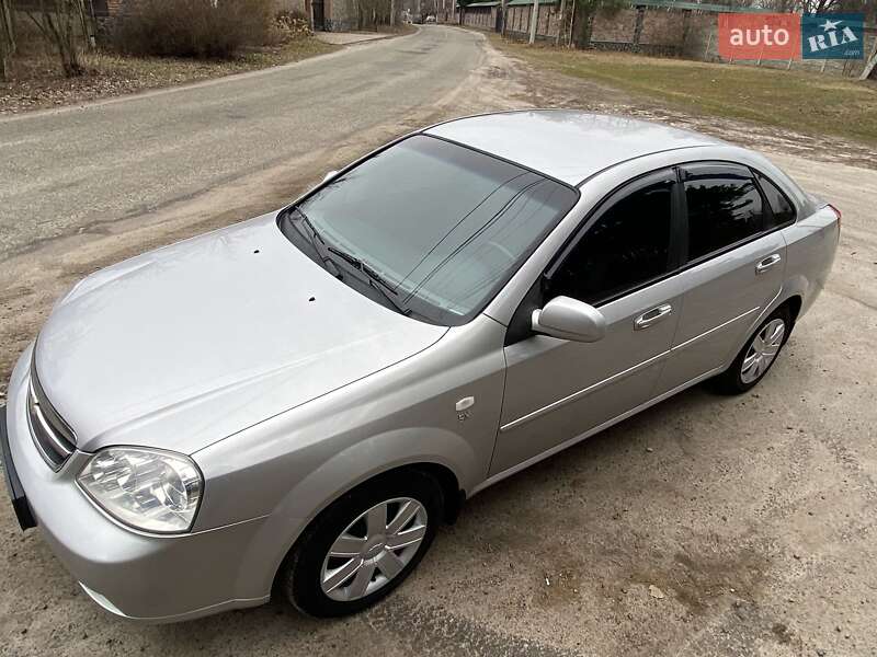Седан Chevrolet Lacetti 2006 в Киеве
