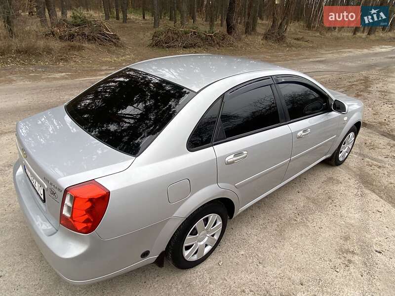 Седан Chevrolet Lacetti 2006 в Киеве