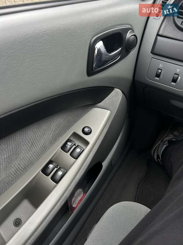 Хетчбек Chevrolet Lacetti 2006 в Коломиї