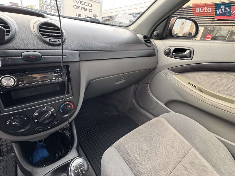 Хетчбек Chevrolet Lacetti 2007 в Дніпрі