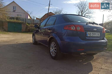 Хэтчбек Chevrolet Lacetti 2006 в 