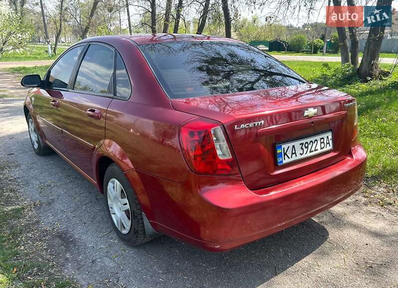 Седан Chevrolet Lacetti 2006 в Киеве