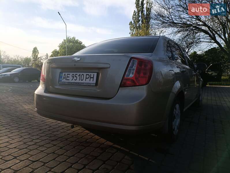 Седан Chevrolet Lacetti 2006 в Першотравенську