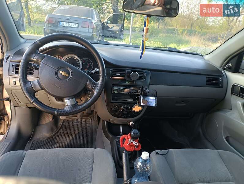 Седан Chevrolet Lacetti 2006 в Першотравенську