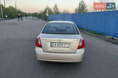 Седан Chevrolet Lacetti 2010 в Киеве