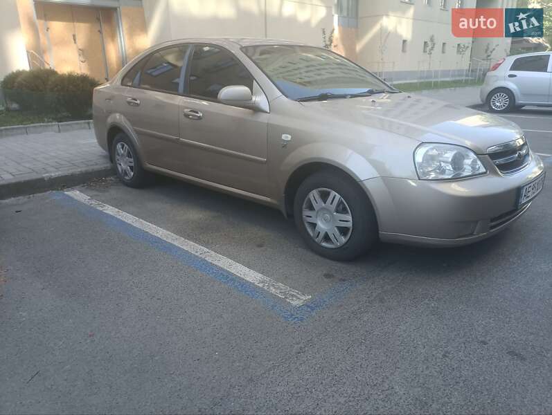 Седан Chevrolet Lacetti 2006 в Першотравенську