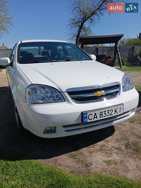 Седан Chevrolet Lacetti 2012 в Золотоноше
