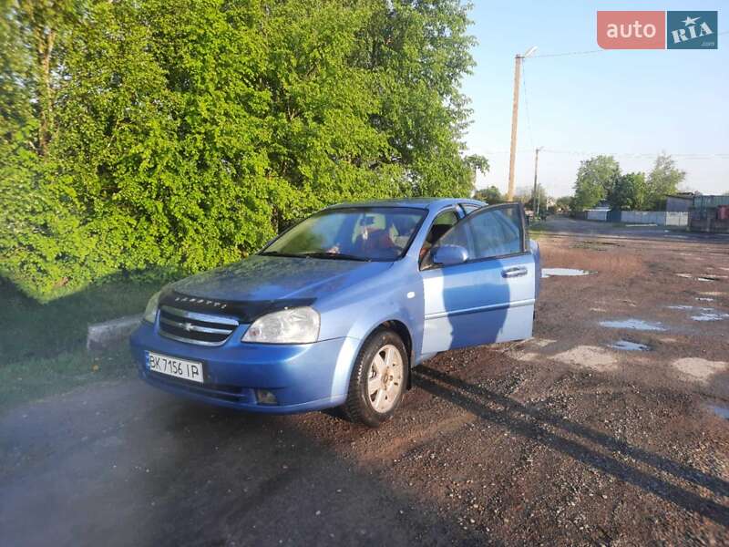Седан Chevrolet Lacetti 2005 в 