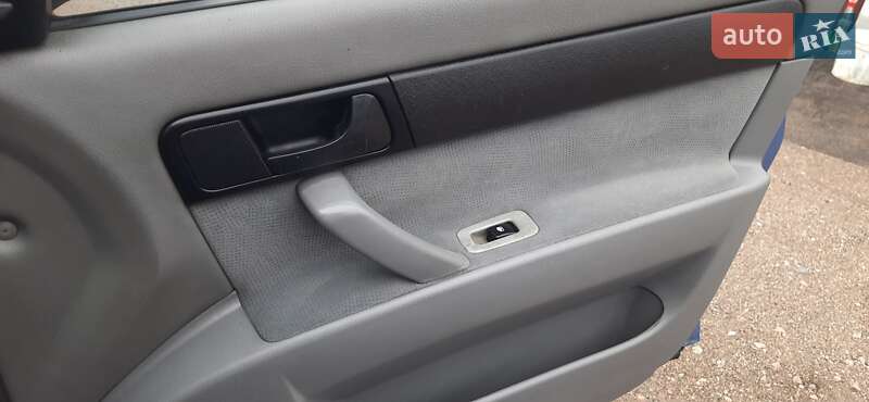 Седан Chevrolet Lacetti 2005 в Киеве