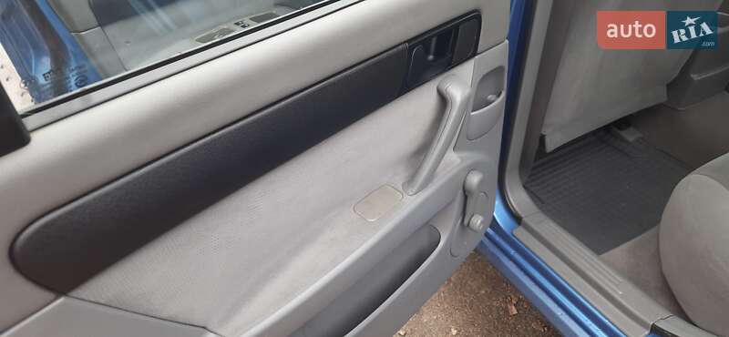 Седан Chevrolet Lacetti 2005 в Киеве