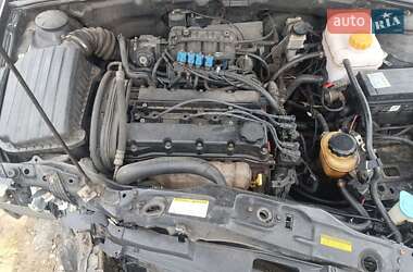 Хэтчбек Chevrolet Lacetti 2005 в 