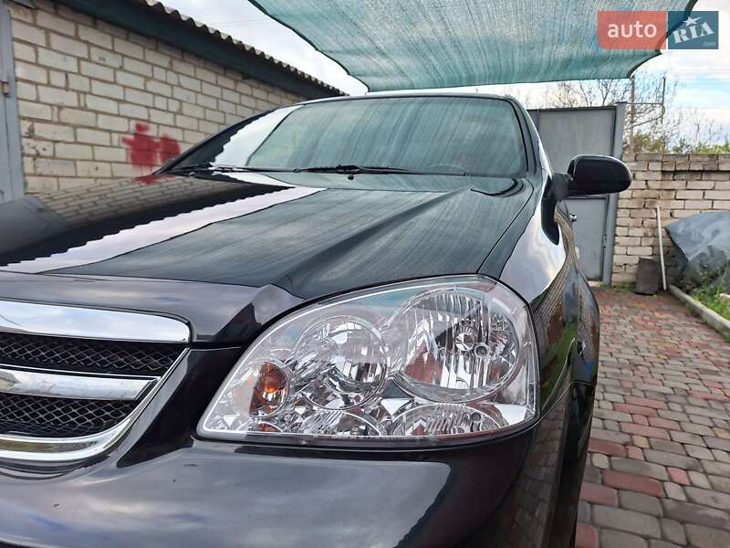 Седан Chevrolet Lacetti 2012 в 