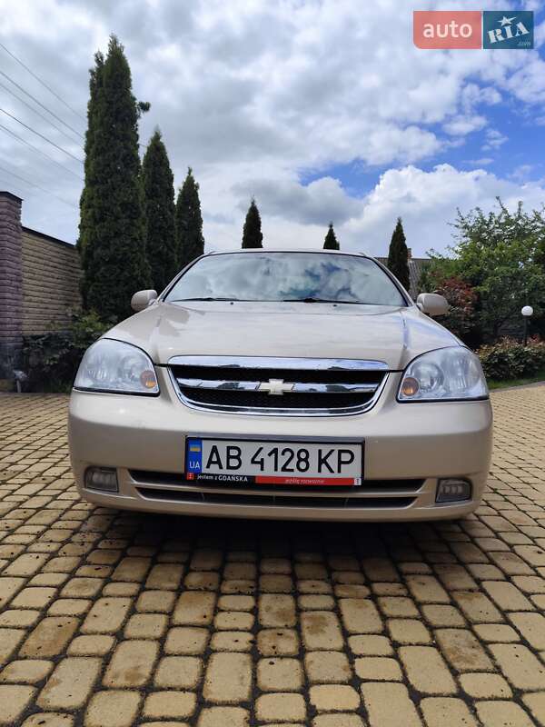 Седан Chevrolet Lacetti 2012 в 