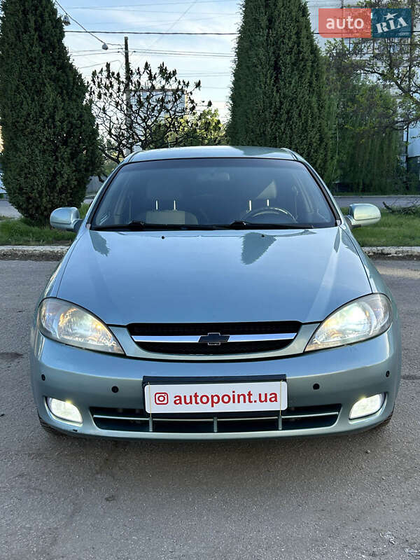 Хетчбек Chevrolet Lacetti 2008 в 