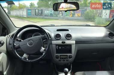 Хетчбек Chevrolet Lacetti 2007 в 